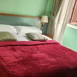Hotel Fenicia